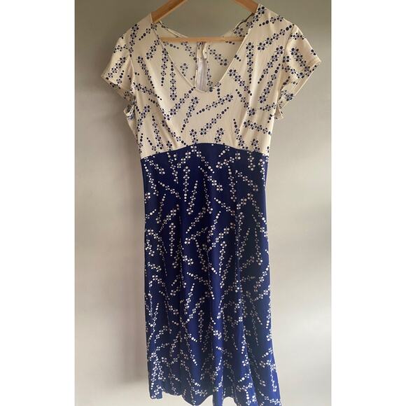 VTG 1960s Handmade Womens SMALL White/Blue Sleeveless A-Line DRESS Poly - Picture 1 of 16